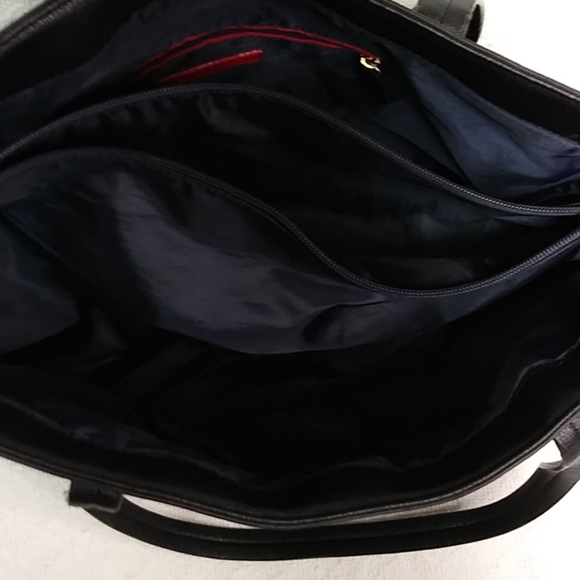 Tommy Hilfiger Quilted Black Gold Tote Bag - Picture 7 of 8